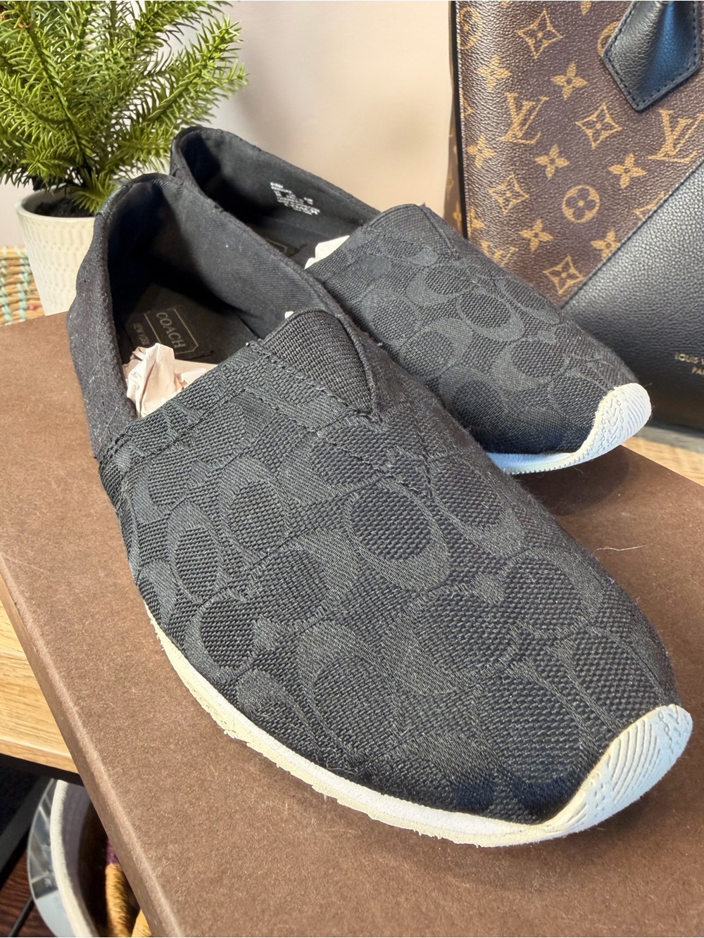 Coach Black Signature Jacquard Slip-On Sneakers 7.5 flats - Picture 4 of 6